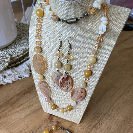 Frosted Agate & Yellow Jade Semi Precious Set