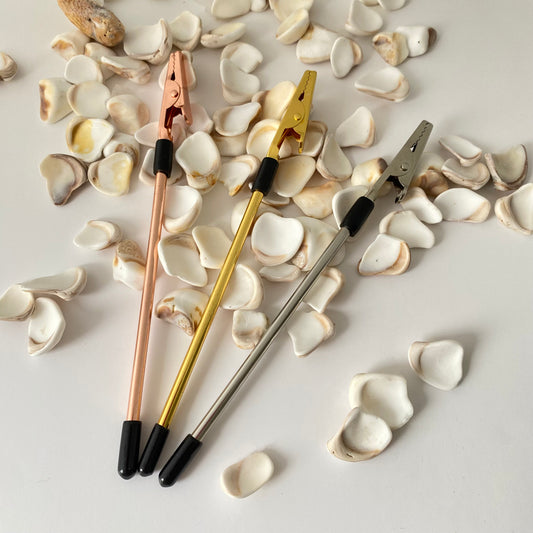 'Third Hand' Jewellery Fastener